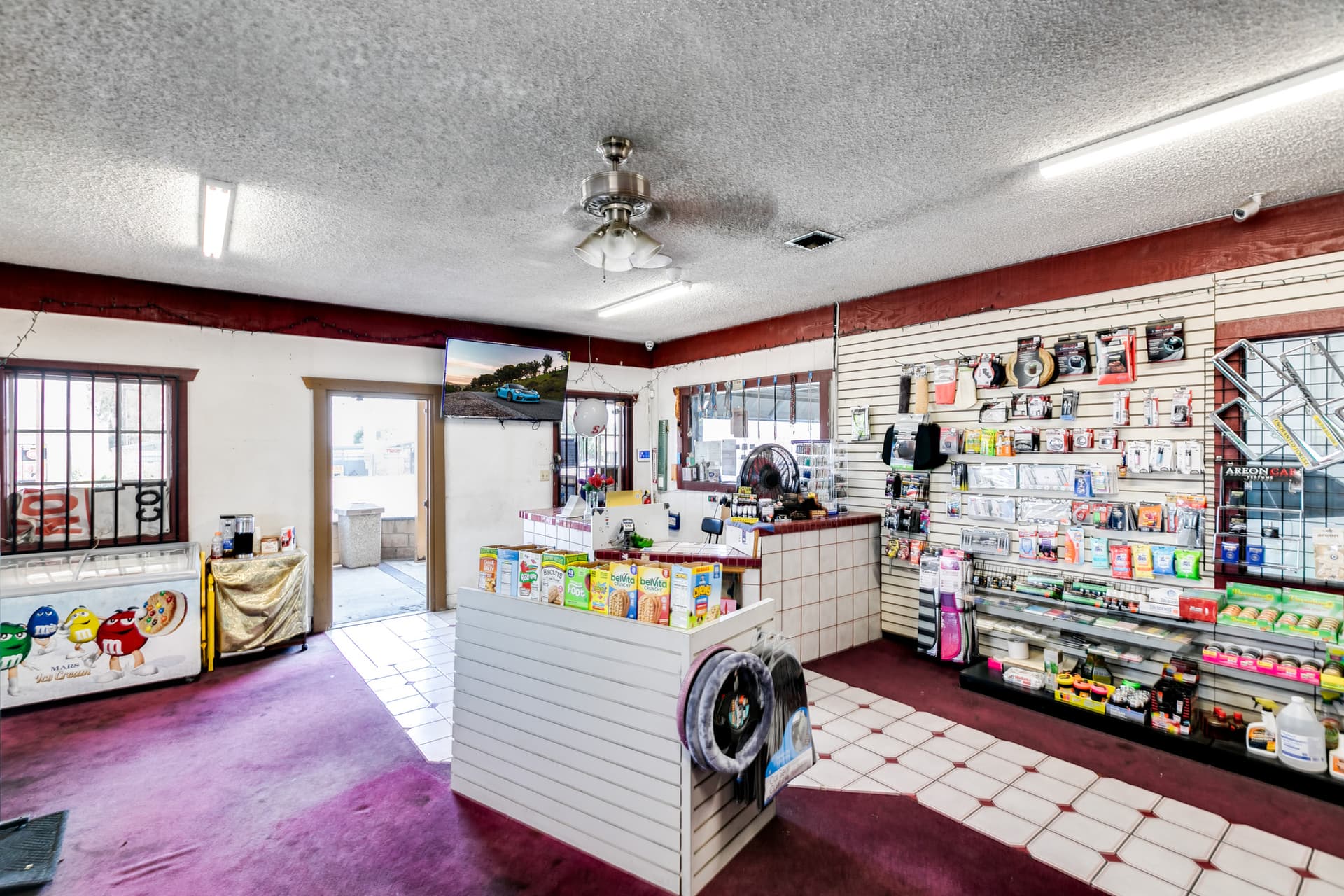 Photo or depiction of a automotive & vehicle business