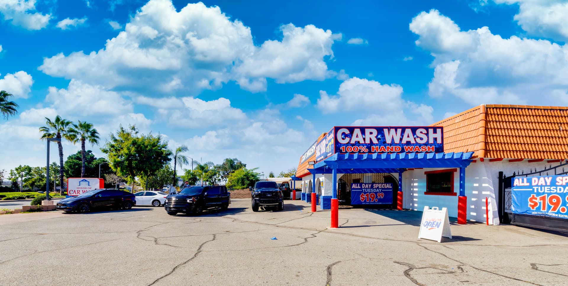 Photo or depiction of a automotive & vehicle business