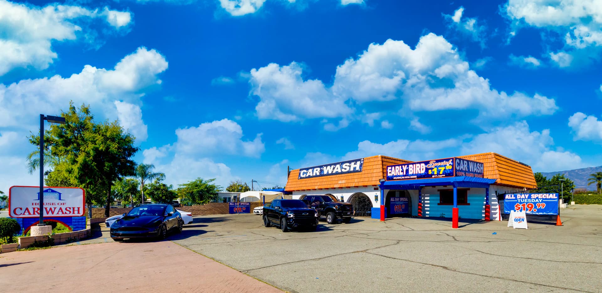 Photo or depiction of a automotive & vehicle business
