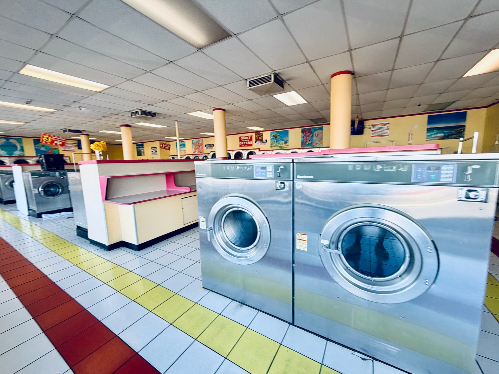 Photo or depiction of a service business