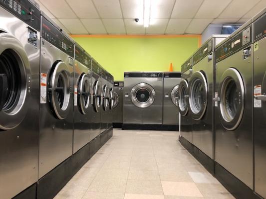Los Angeles, CA. High Volume Laundrymat For Sale By Owner On BizBen.