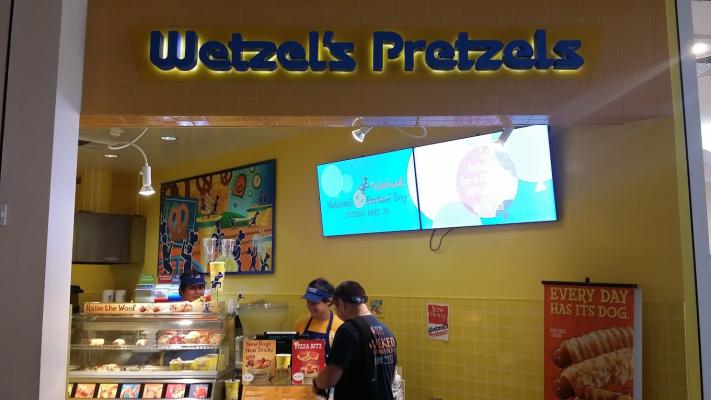Wetzel's Pretzels - Picture of Wetzel's Pretzels, San Diego